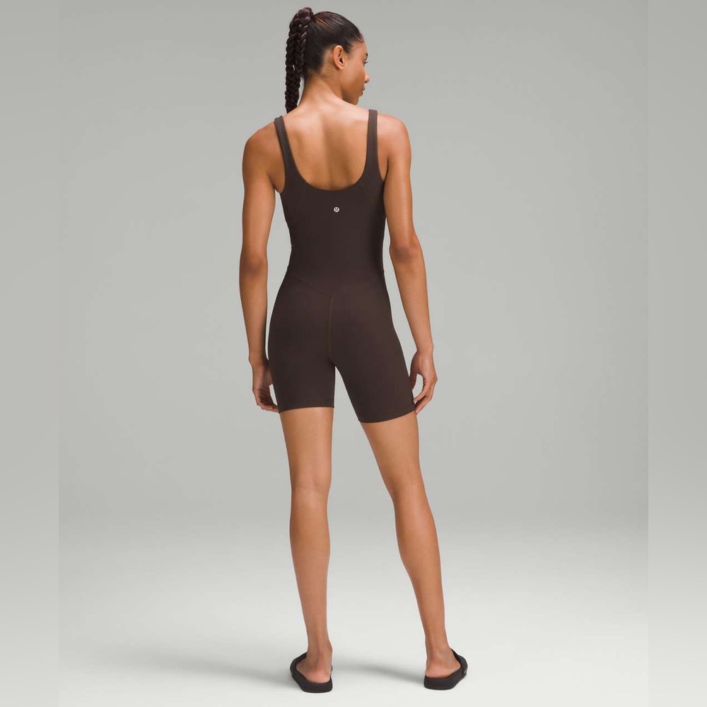 🍋Lululemon Align™ Bodysuit 6" Colour Espresso Size 6